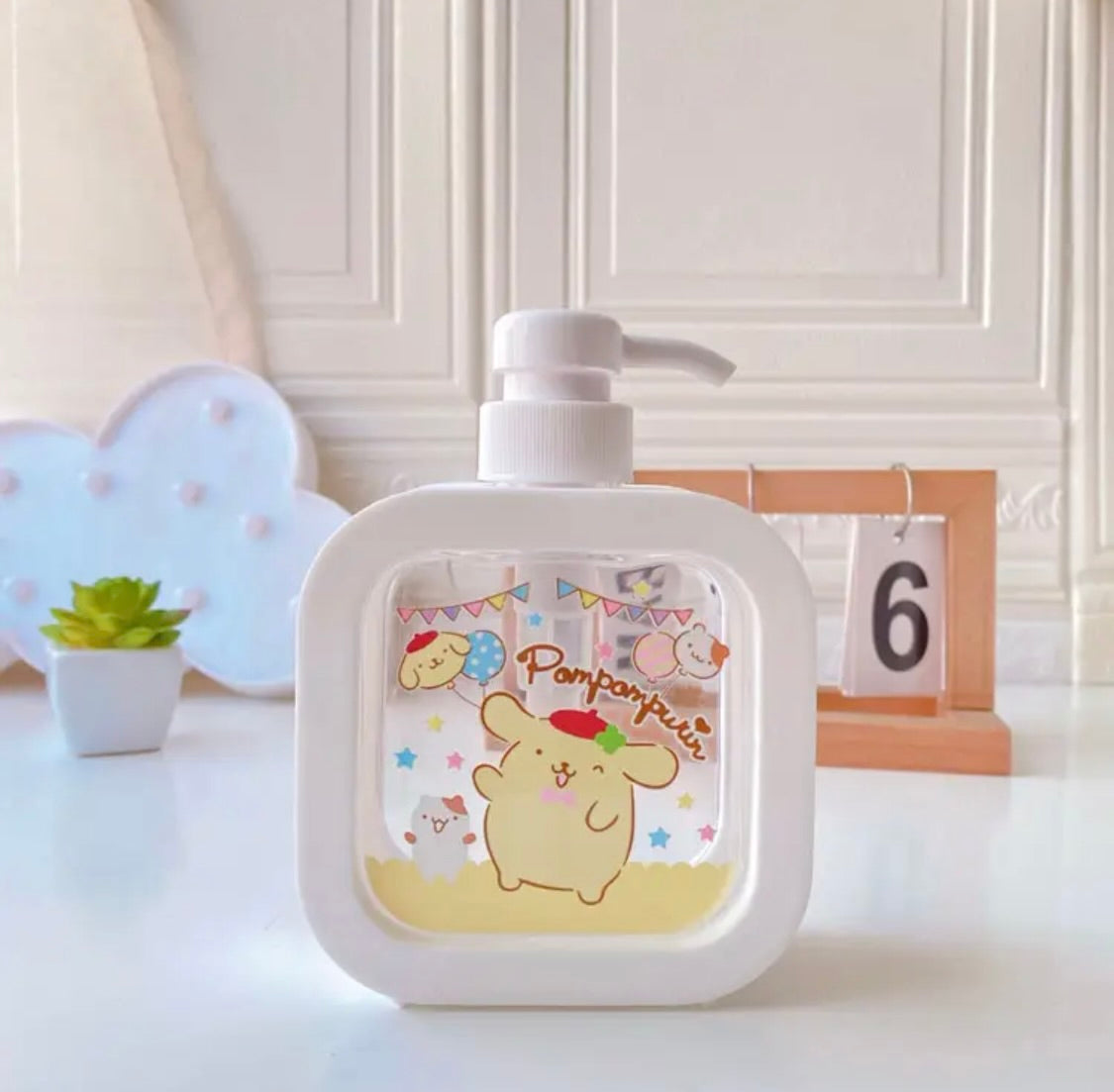 Cute Clear Soap Dispenser Sanrio & Friends