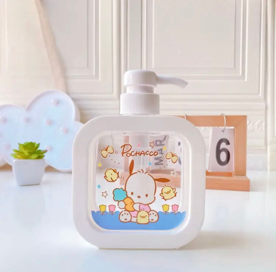 Cute Clear Soap Dispenser Sanrio & Friends