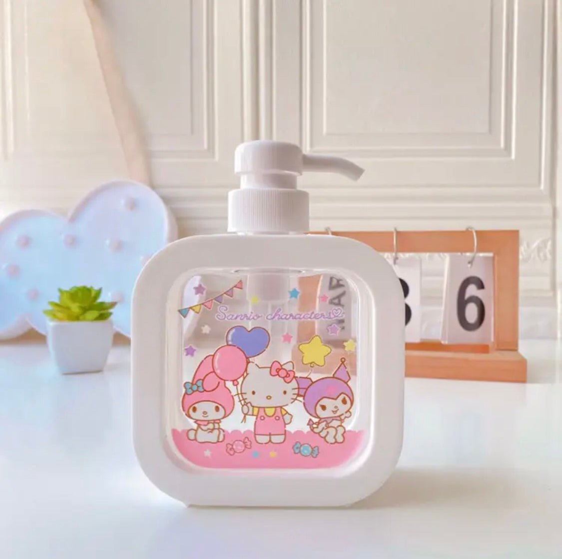 Cute Clear Soap Dispenser Sanrio & Friends