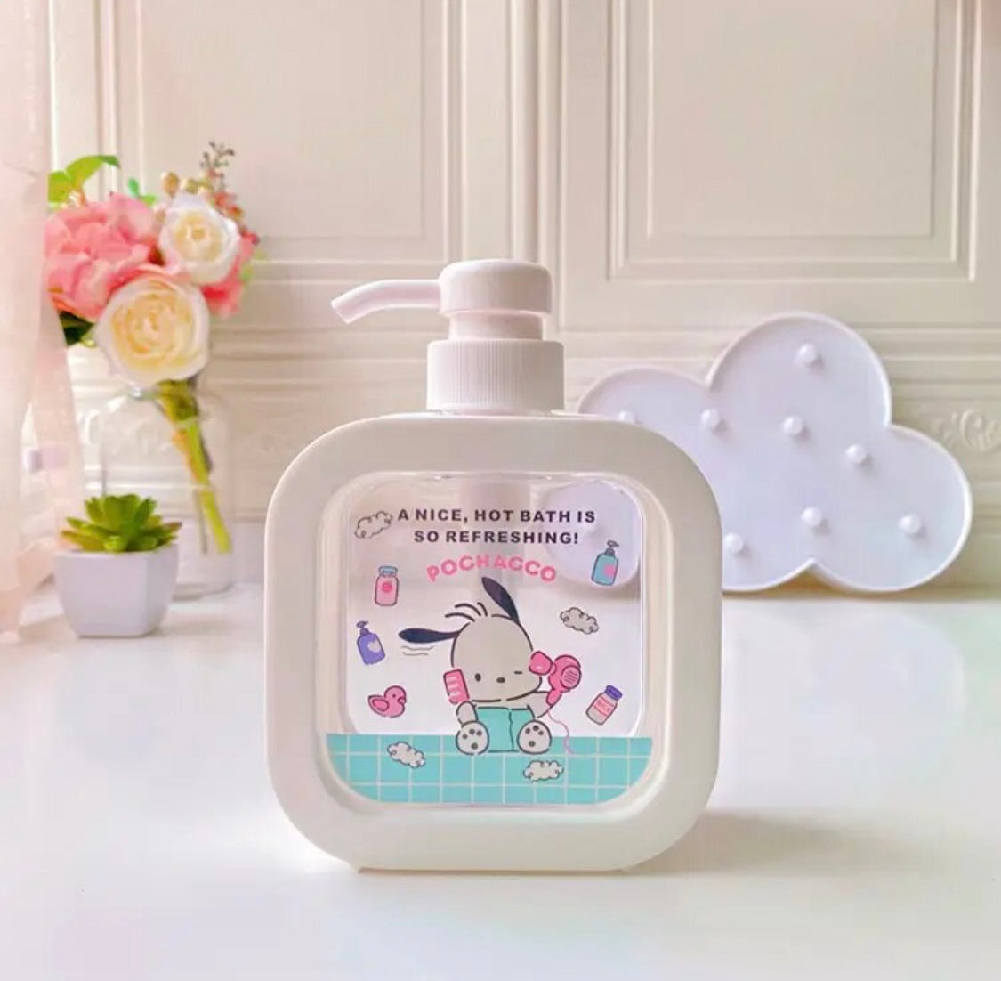 Cute Clear Soap Dispenser Sanrio & Friends